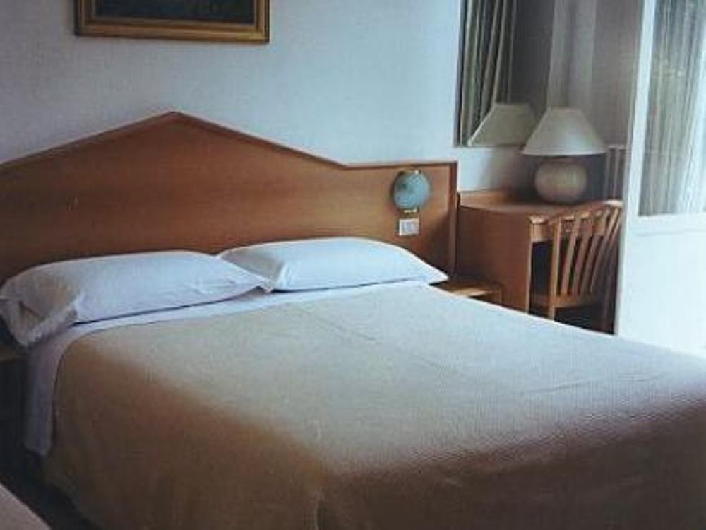 Hotel Ambra Milano Ngoại thất bức ảnh